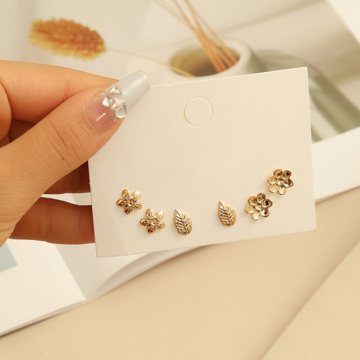 Women's earrings in floral design with intricate flowers and leaves Nin Boutique