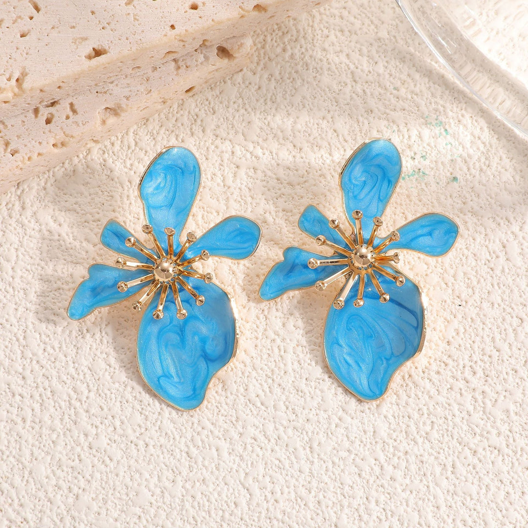 Ladies Earrings with intricate floral motif Nin Boutique