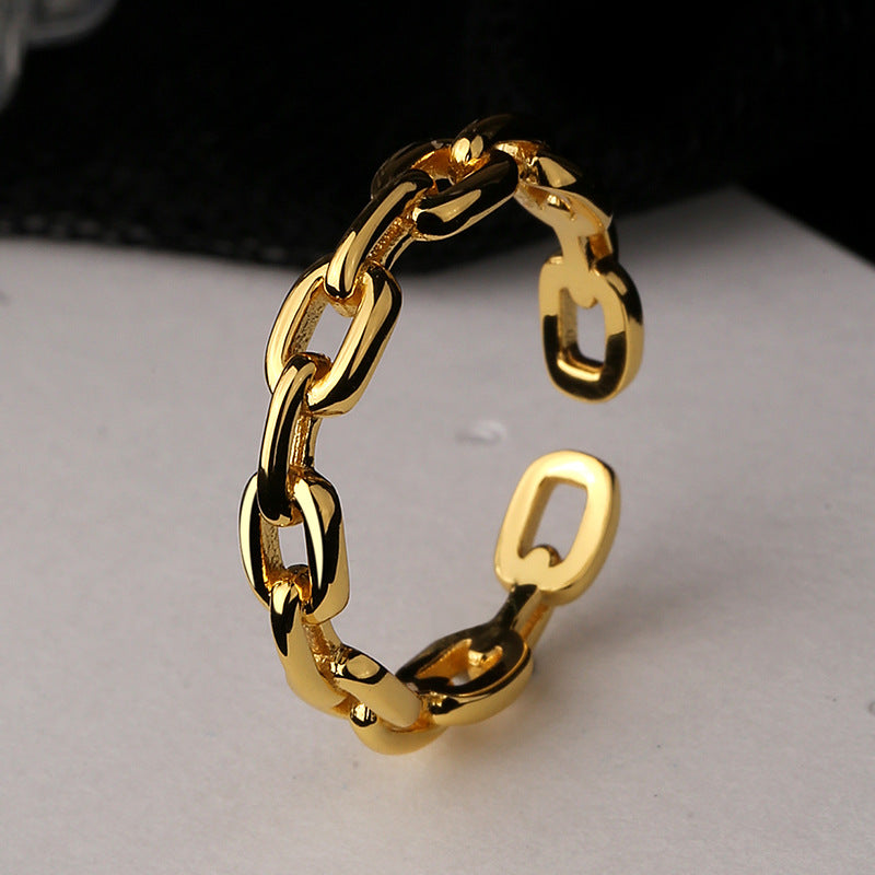 Women's ring with modern chain links Nin Boutique