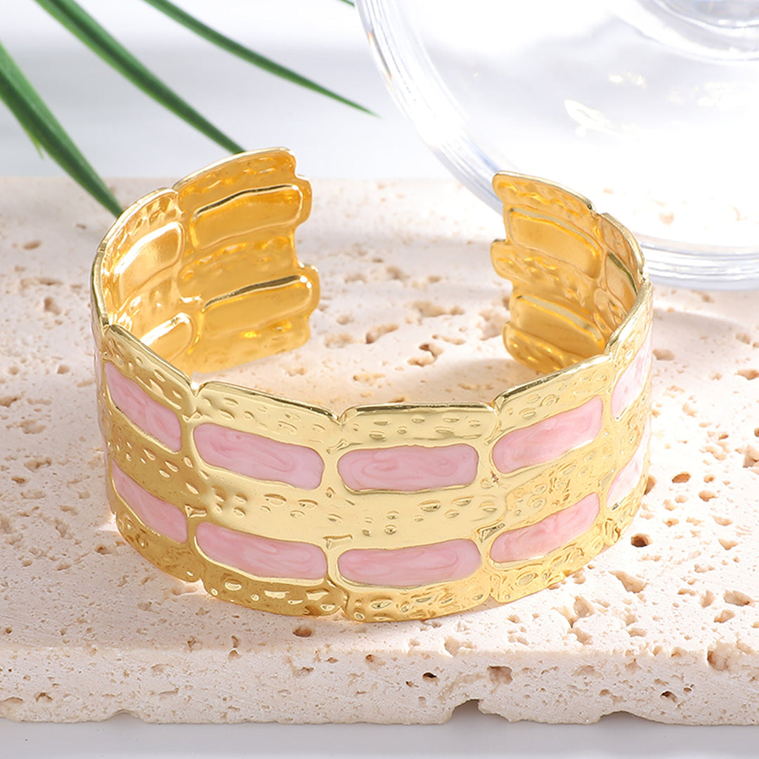 Ladies Elegant and Stylish Arm Cuff Nin Boutique