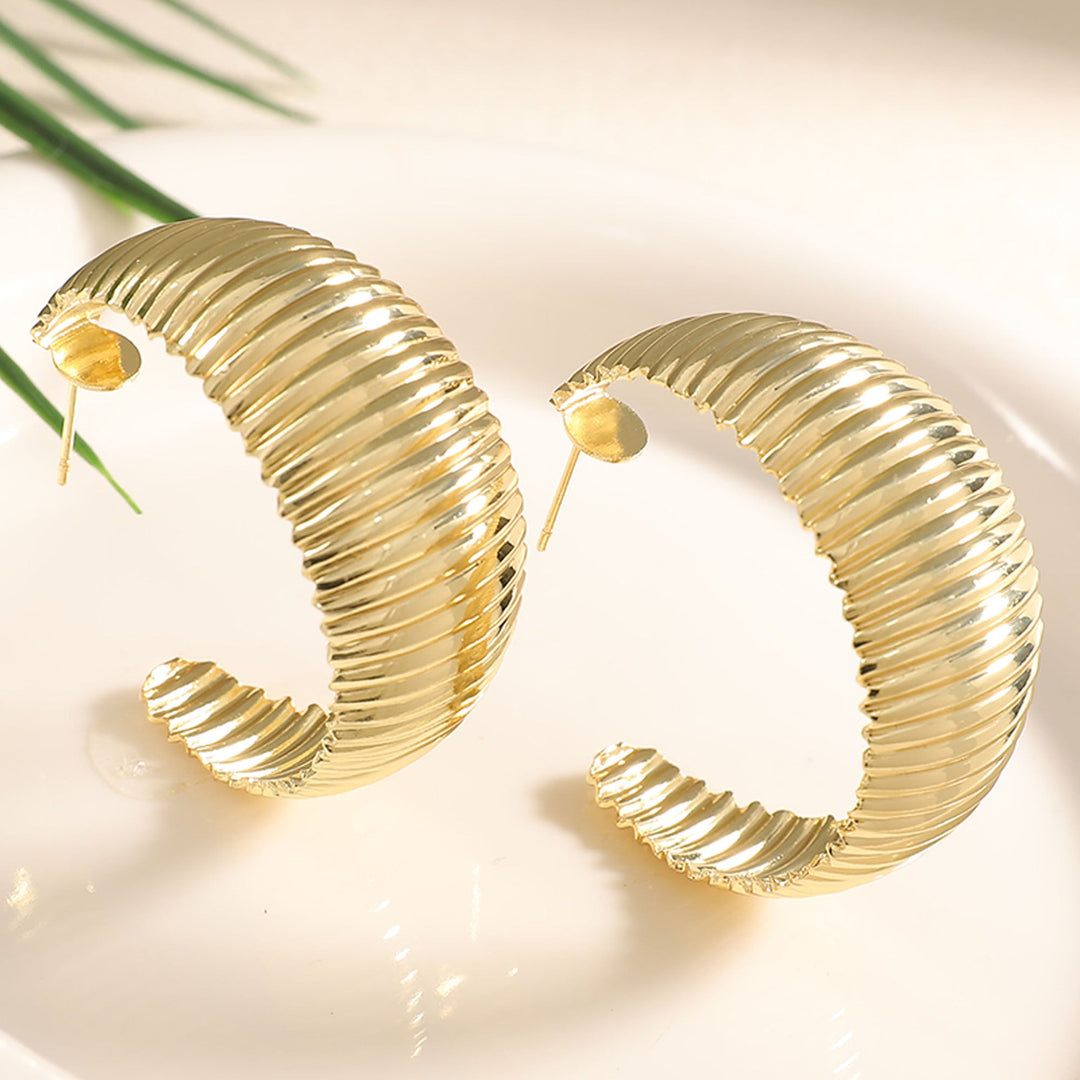 Women's jewelry bracelet with unique ribbed pattern Nin Boutique