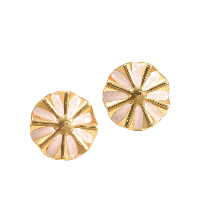 Women's Earrings with Artistic Flower Design Nin Boutique