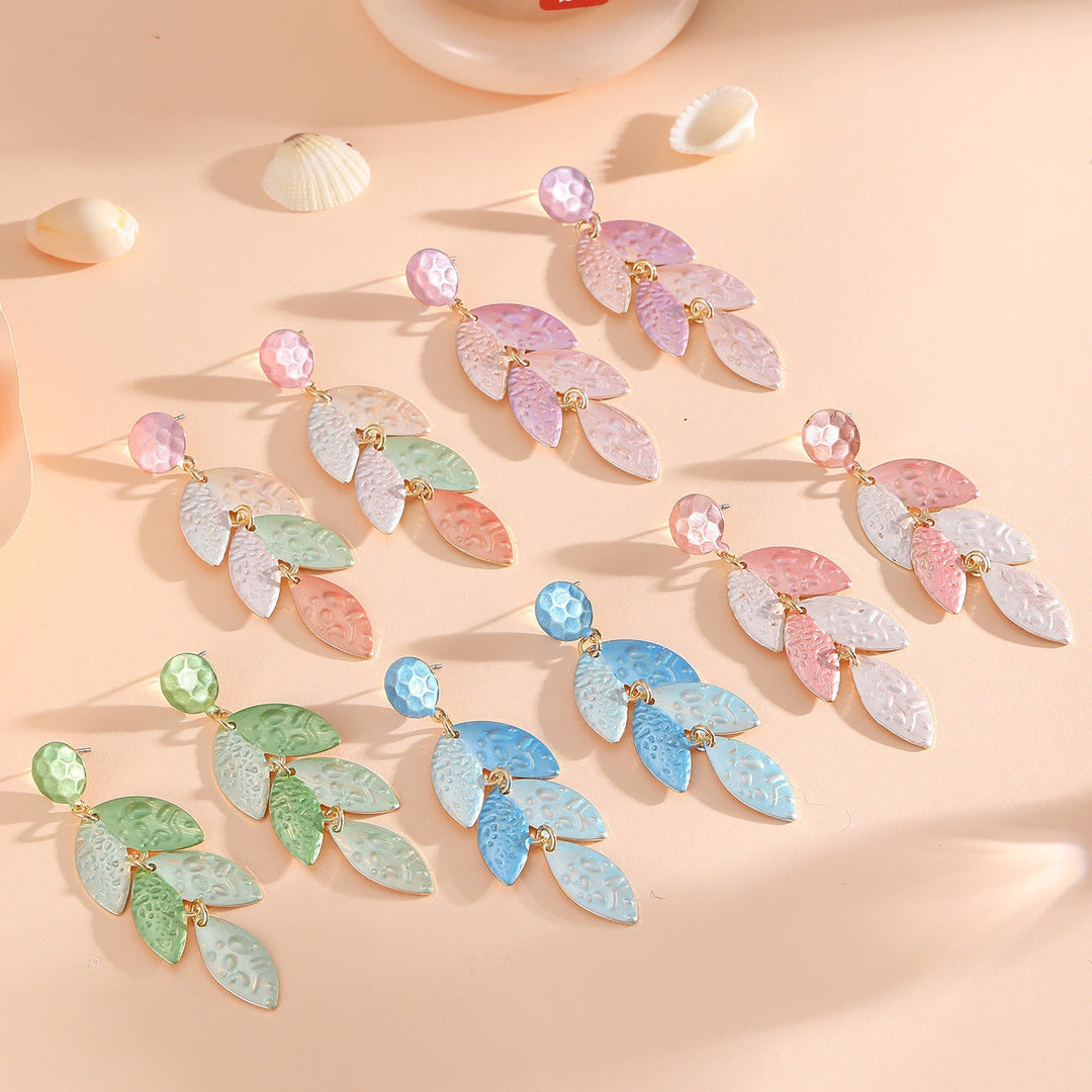 Ladies' earrings in floral design made of high-quality metal Nin Boutique