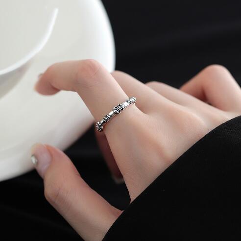 Women's Open Ring with Artistic Pattern Nin Boutique