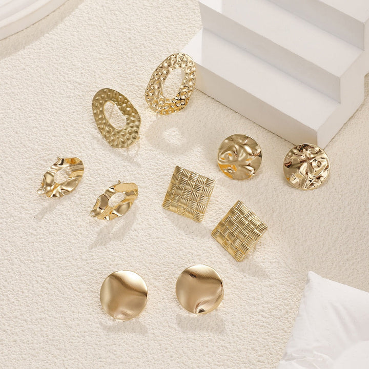 Women Earrings with textured, square design Nin Boutique
