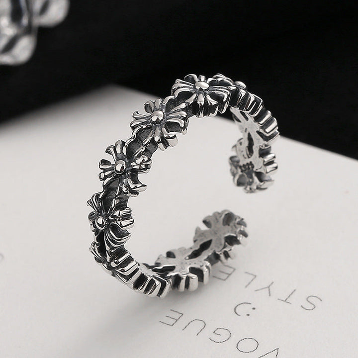 Women's ring made of high-quality stainless steel with floral design Nin Boutique
