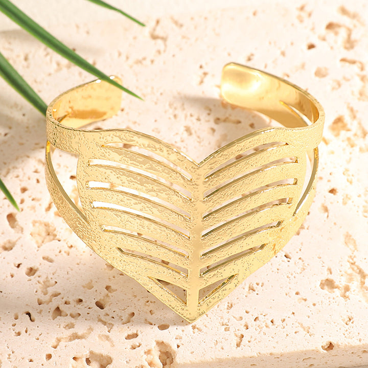 Women's Open Bangle with Artistic Coral Pattern Nin Boutique