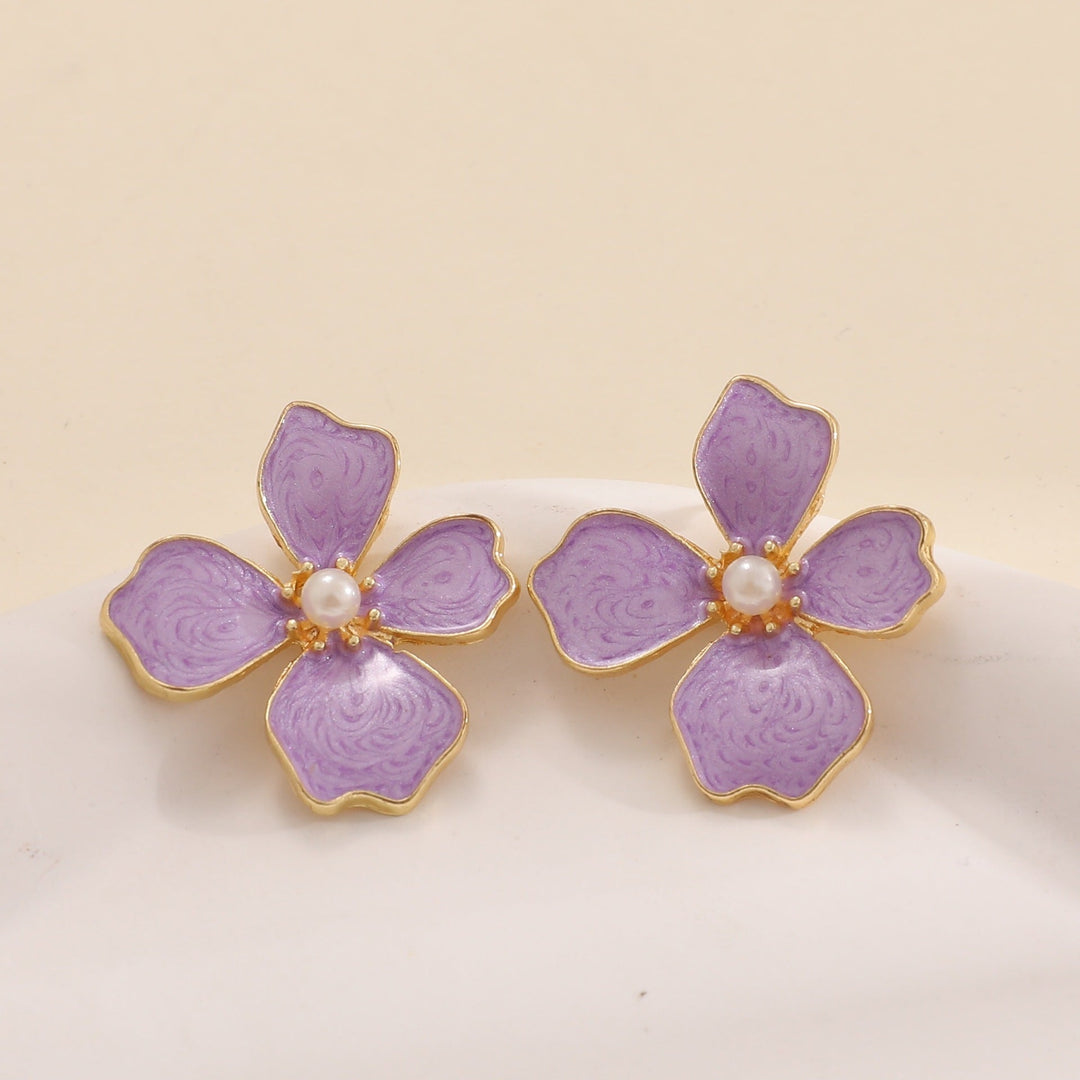 Women earrings in artistic orchid design Nin Boutique