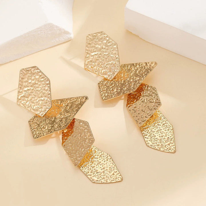 Women's earrings in modern geometric design Nin Boutique