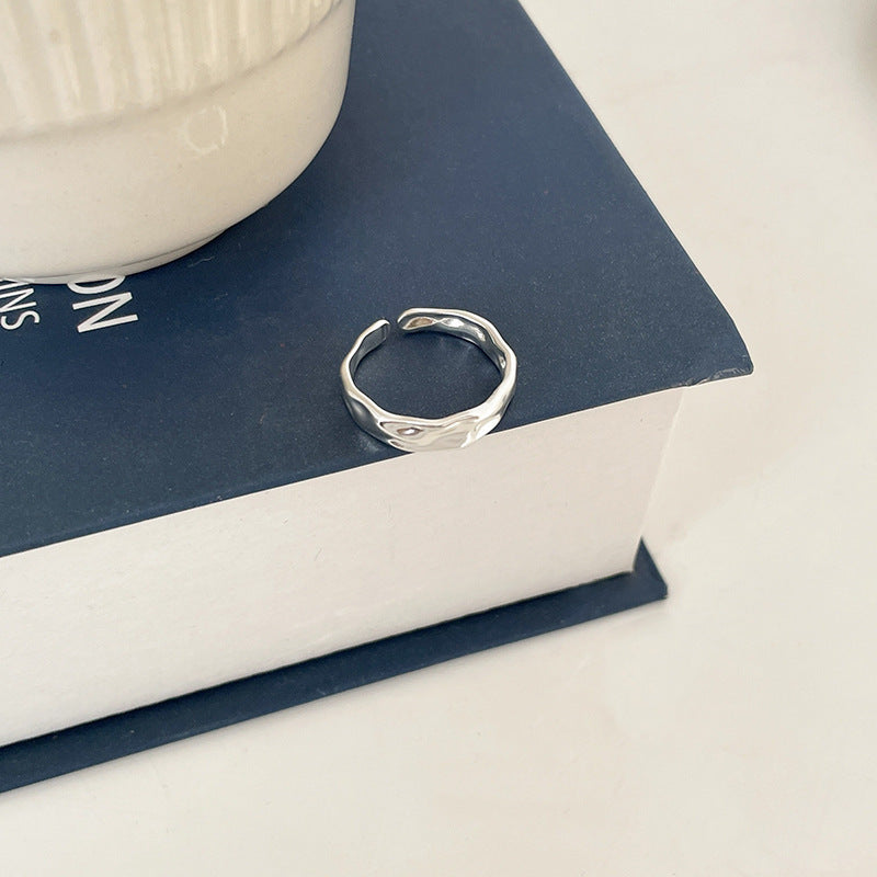 Women's open ring with unique curved design Nin Boutique