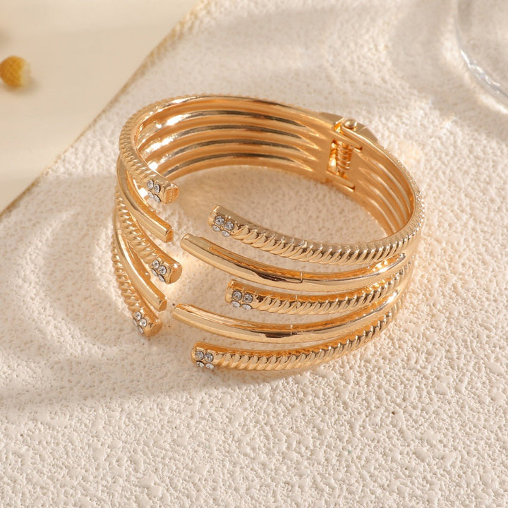 Ladies Open Bracelet with Modern, Layered Design Nin Boutique