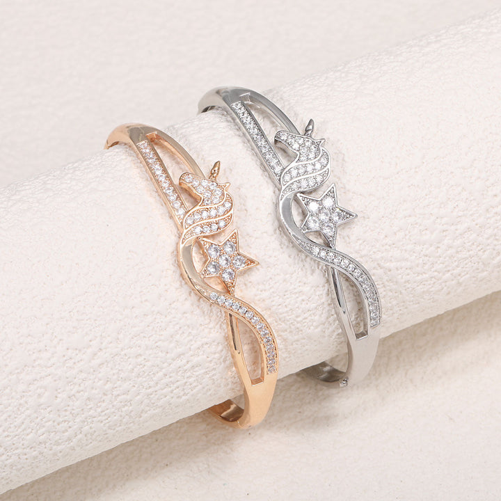 Ladies' bracelet with elegant infinity pattern and sparkling zirconia Nin Boutique
