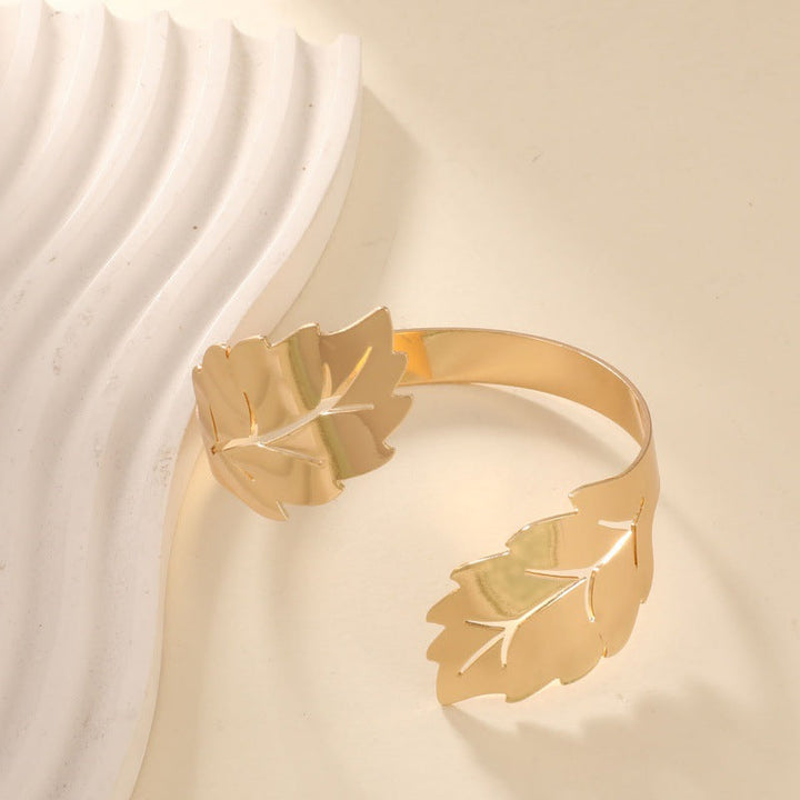 Women's cuff in artistic flower pattern Nin Boutique