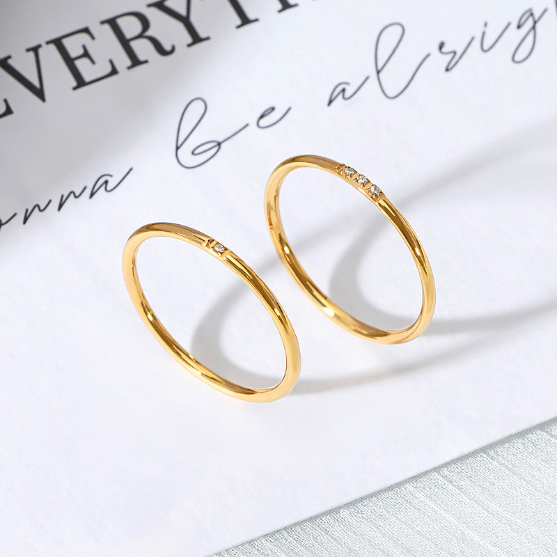 Women's simple ring with sparkling zirconia details Nin Boutique