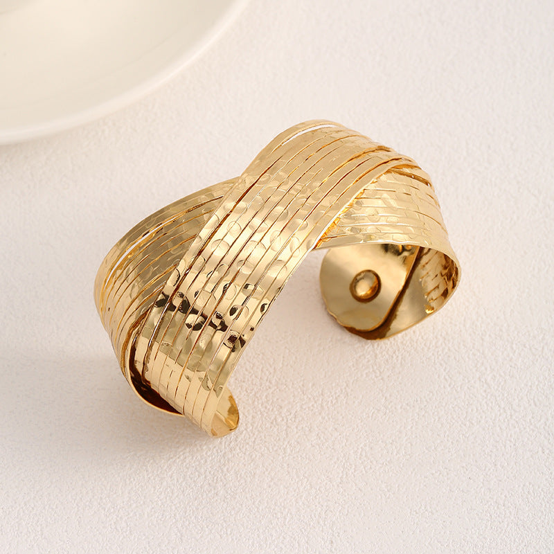 Women's Open Bangle with Artistic Fold Design Nin Boutique