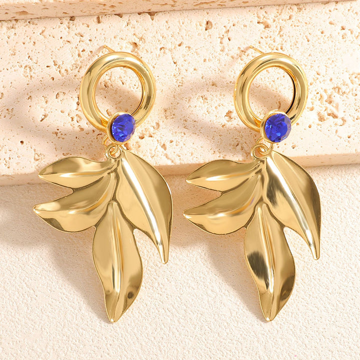 Women's earrings with artistic leaf design Nin Boutique
