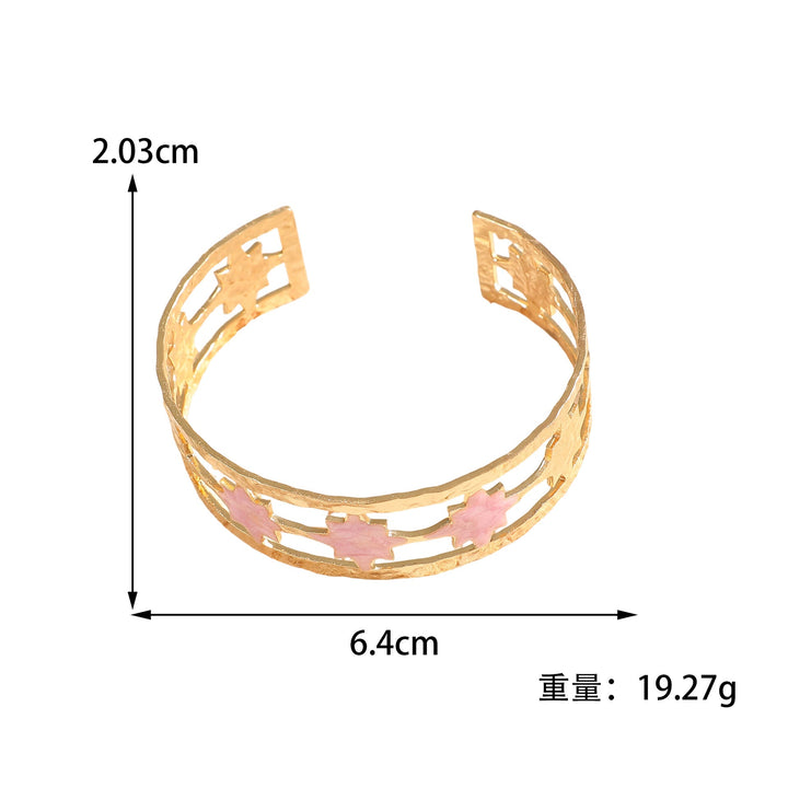 Women's Open Bangle with Elegant Leaf Design Nin Boutique
