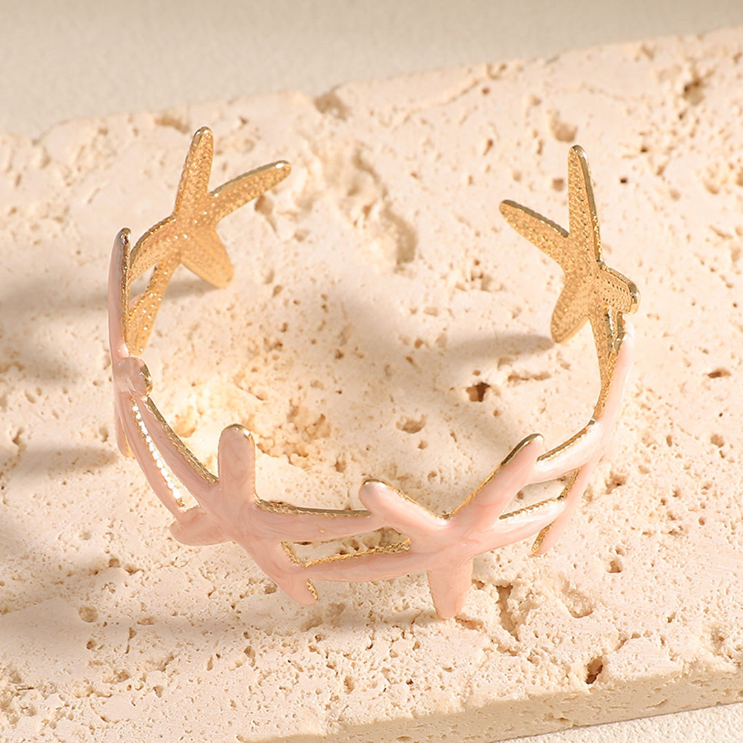Women's bracelet with intricate starfish design Nin Boutique