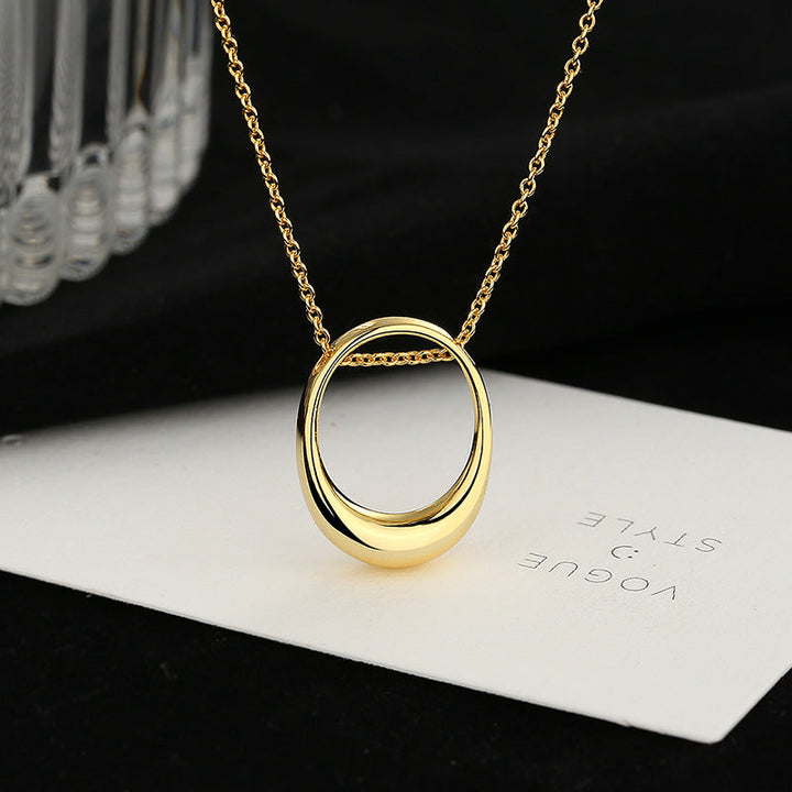 Women's necklace with modern, oval pendant Nin Boutique