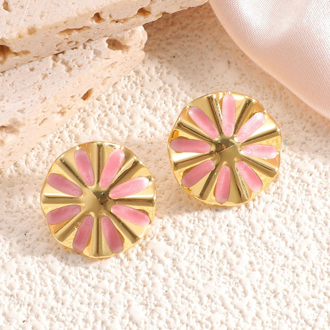 Women's Earrings with Artistic Flower Design Nin Boutique