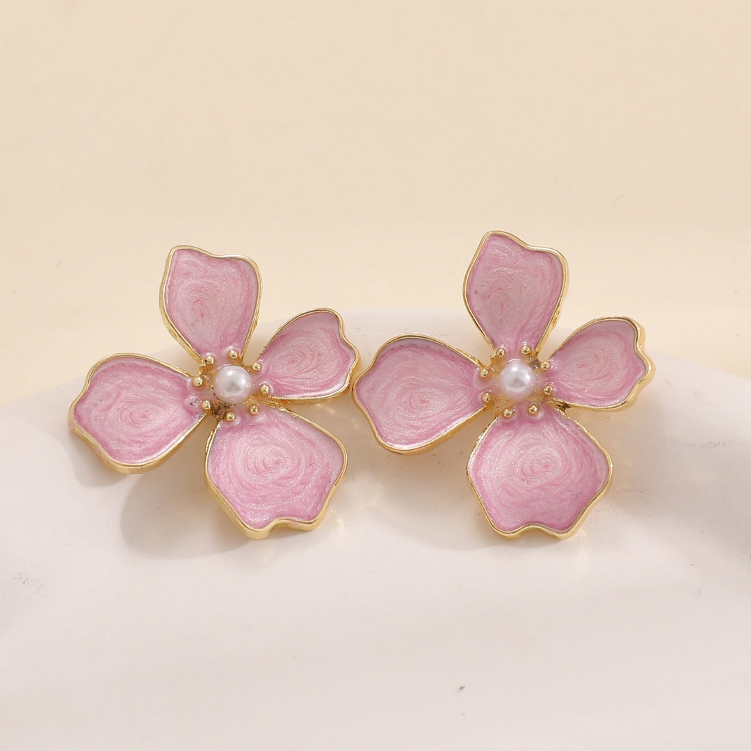 Women earrings in artistic orchid design Nin Boutique