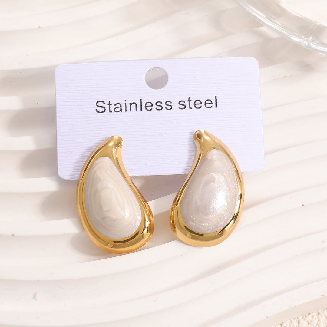 Women's earrings with intricate wave pattern Nin Boutique