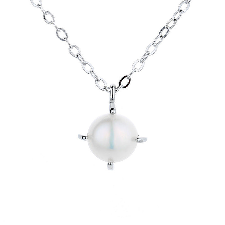 Women's necklace with elegant pearl design and fine gold pendant Nin Boutique