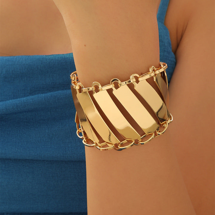Women's Bracelet with Modern, Geometric Design Nin Boutique