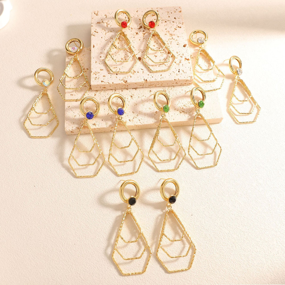 Ladies earrings with modern, geometric design Nin Boutique