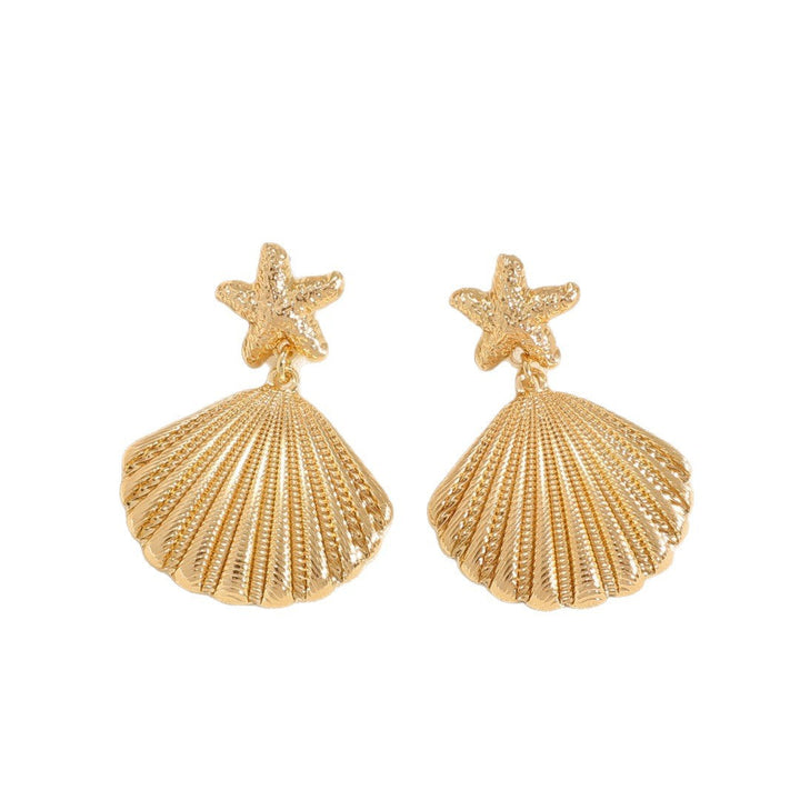 Women’s earrings in shell design Nin Boutique