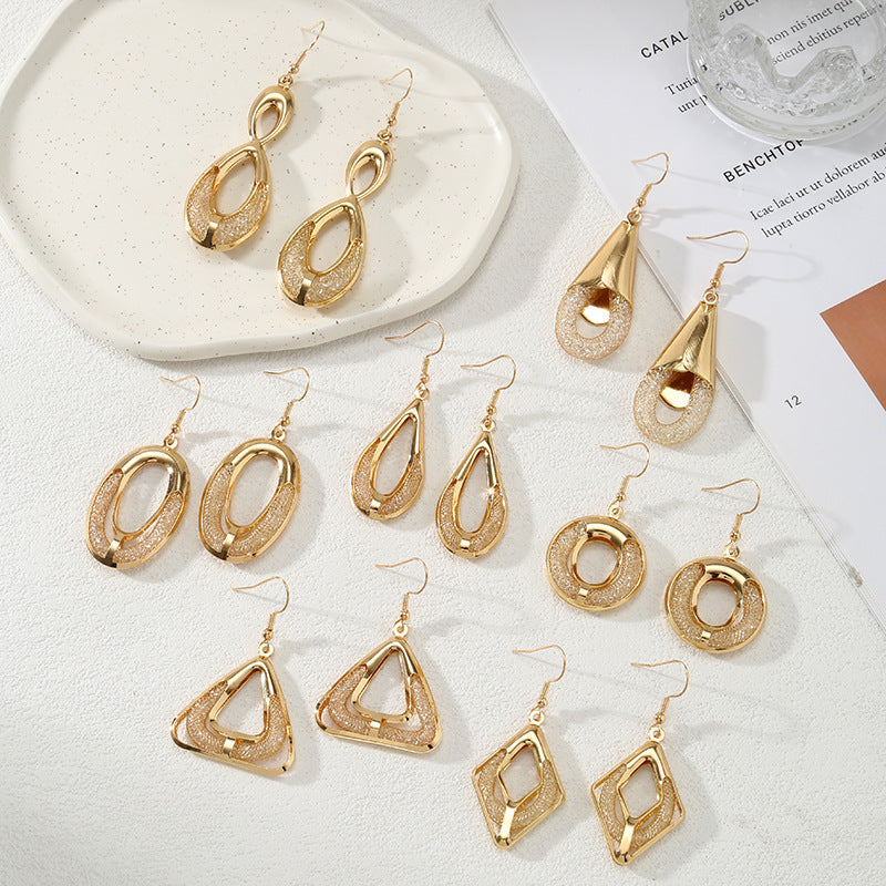 Women’s earrings with delicate, modern design Nin Boutique