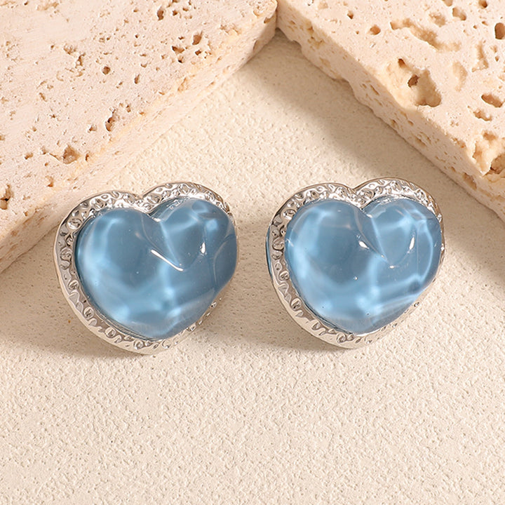 Women's stud earrings with intricate heart design Nin Boutique