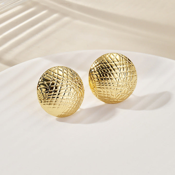 Women's earrings with elaborate scale pattern Nin Boutique