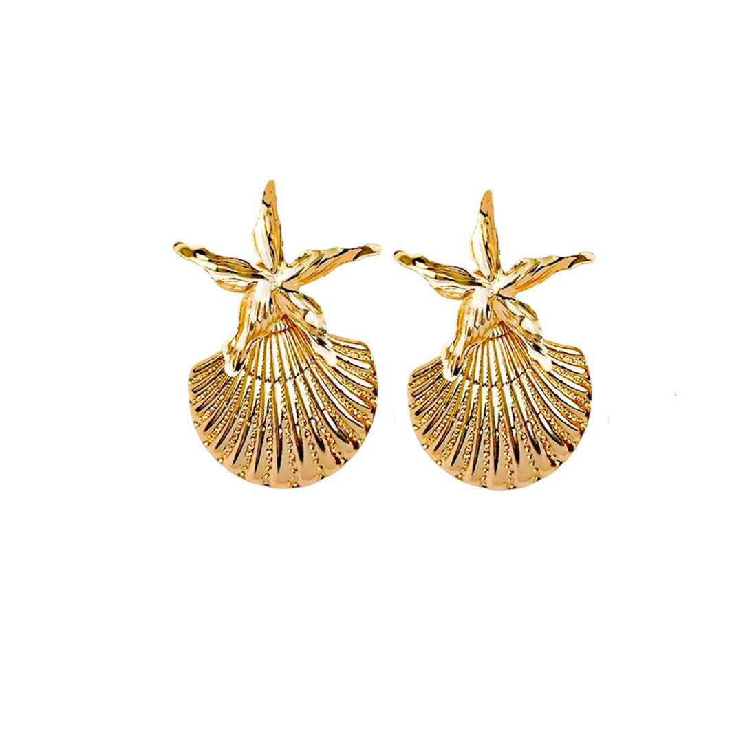 Women's earrings in luxurious shell design Nin Boutique