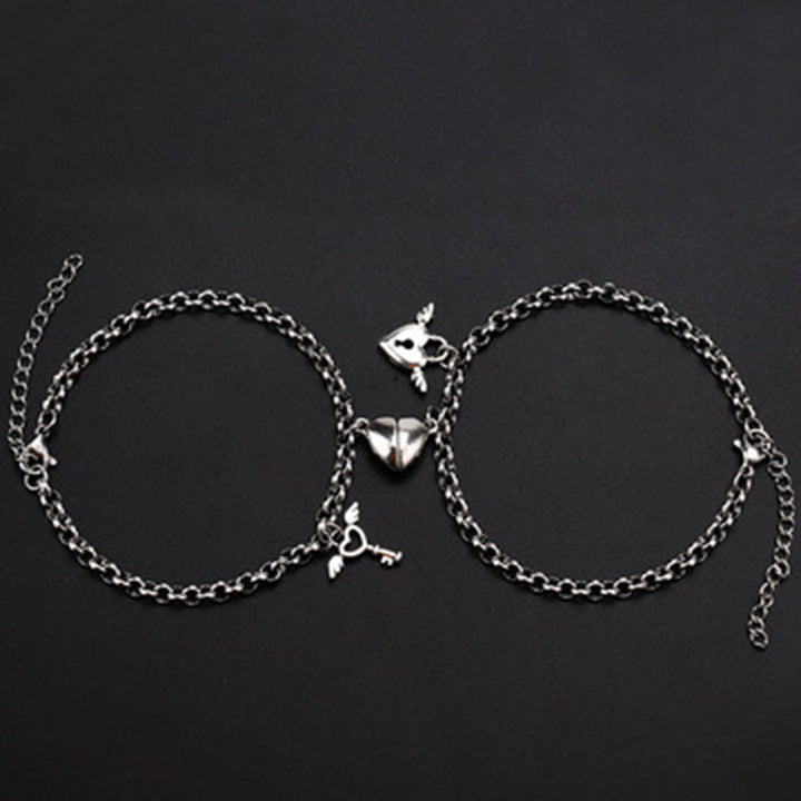 Women's ankle bracelet with heart-shaped charms and playful design Nin Boutique