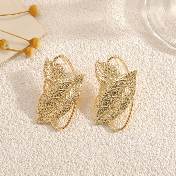 Women's bracelet with intricate leaf design Nin Boutique