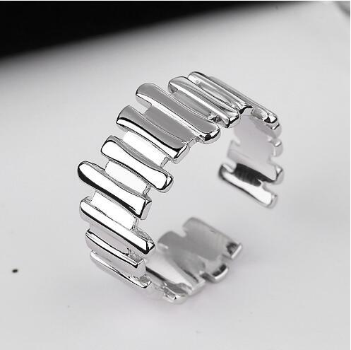 Women Open Ring with modern, geometric design Nin Boutique