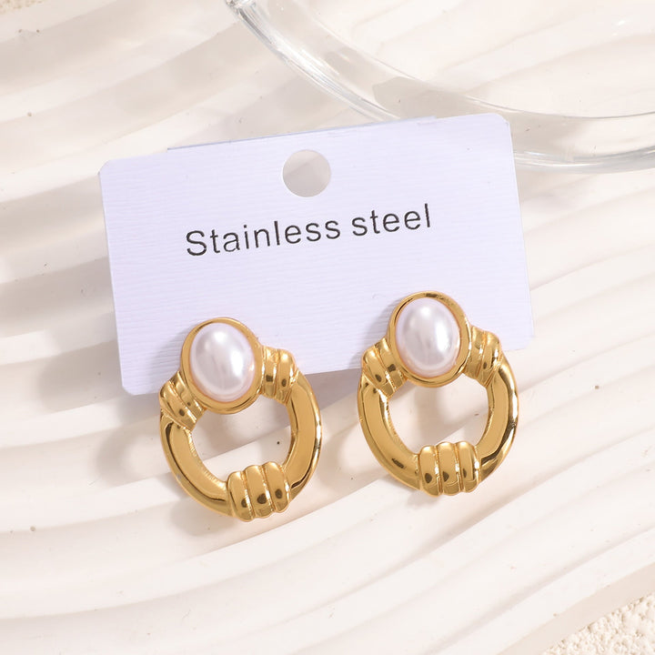 Women’s earrings in stylish heart design Nin Boutique