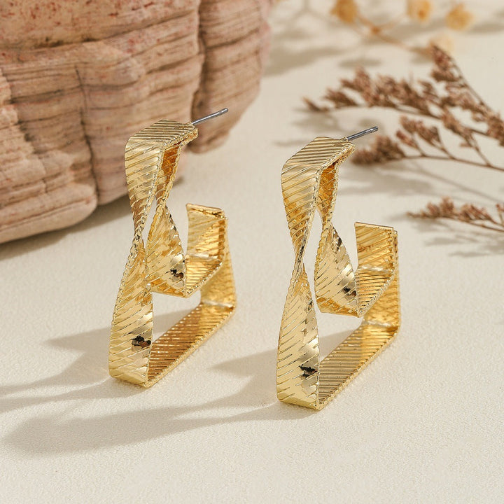 Women's earrings with innovative wave pattern Nin Boutique