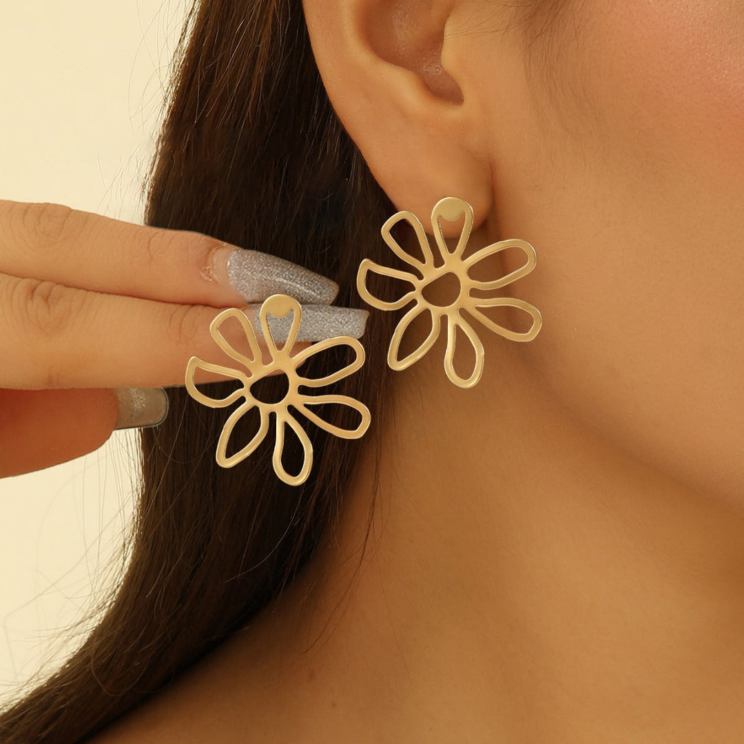 Women's earrings in exclusive sunflower style Nin Boutique