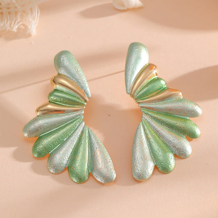 Women's earrings in nautical shell design Nin Boutique