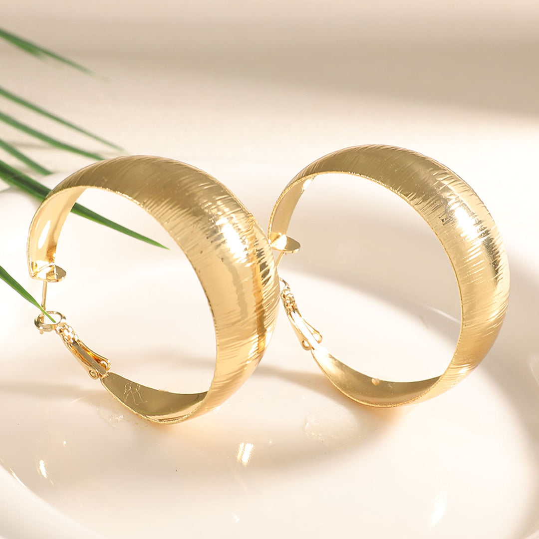 Women's jewelry bracelet with unique ribbed pattern Nin Boutique