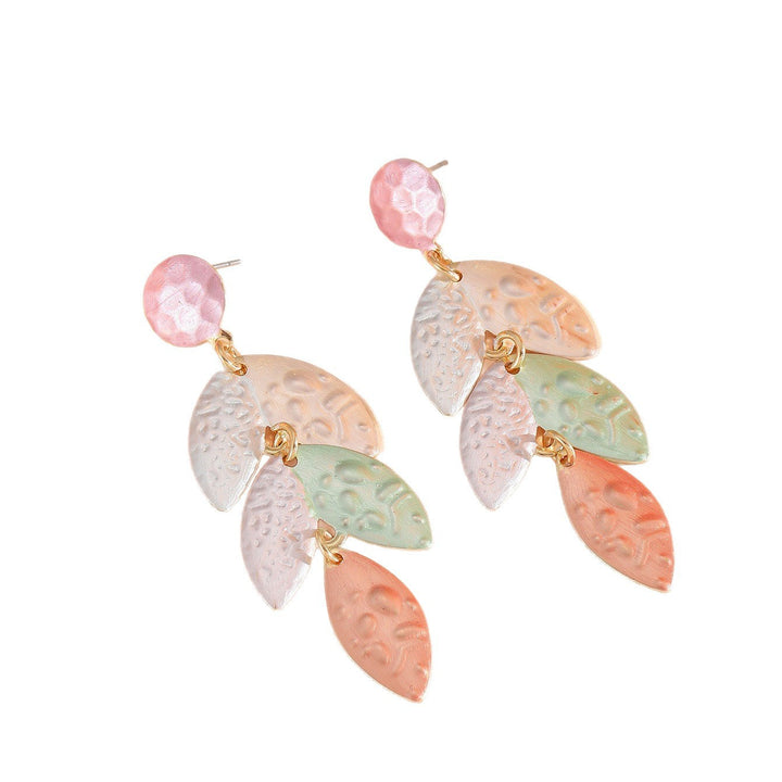 Ladies' earrings in floral design made of high-quality metal Nin Boutique