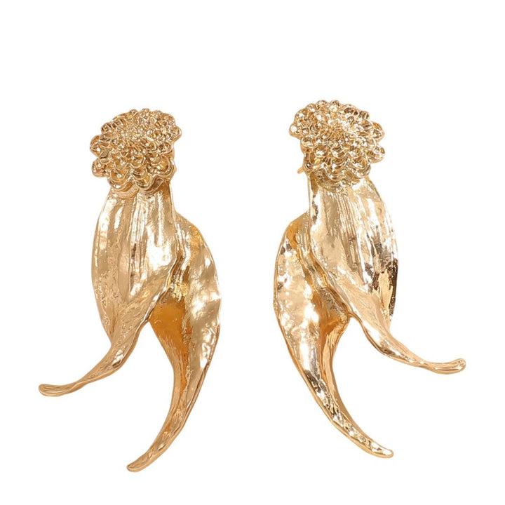 Women's earrings with floral relief design Nin Boutique