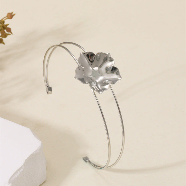 Women Open Bangle with Artistic Floral Motif Nin Boutique