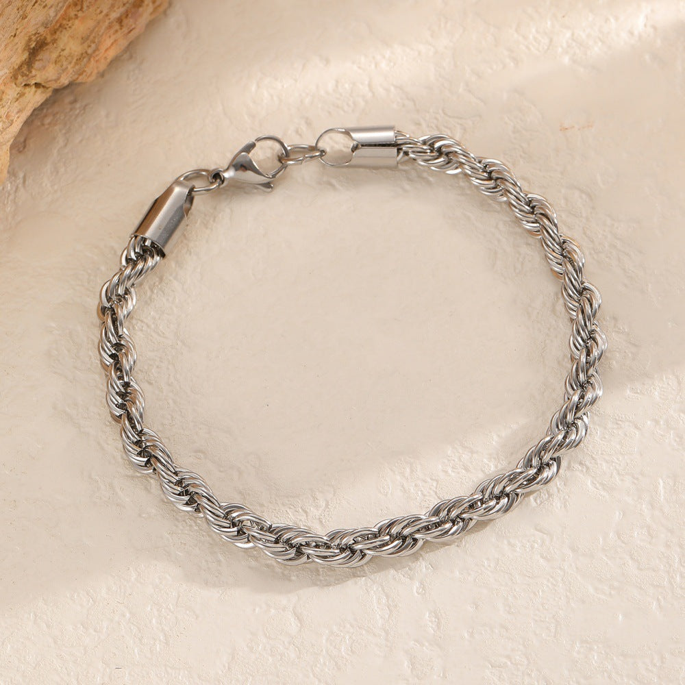 Ladies bracelet with filigree leaf design and pearls Nin Boutique