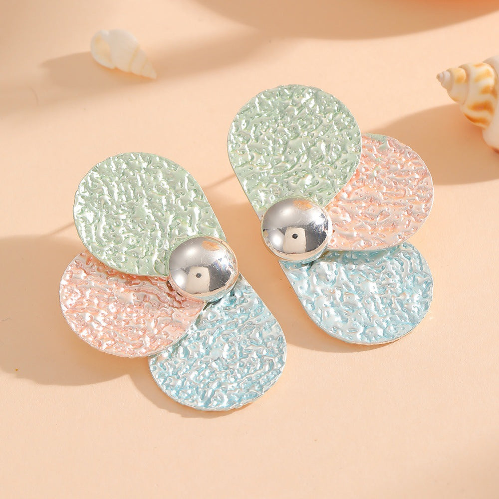 Women's earrings with artistic flower design Nin Boutique