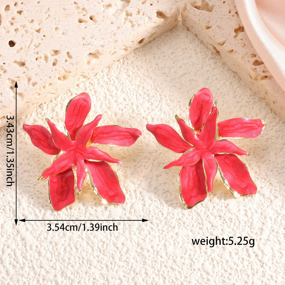 Women's earrings in artistic flower design Nin Boutique
