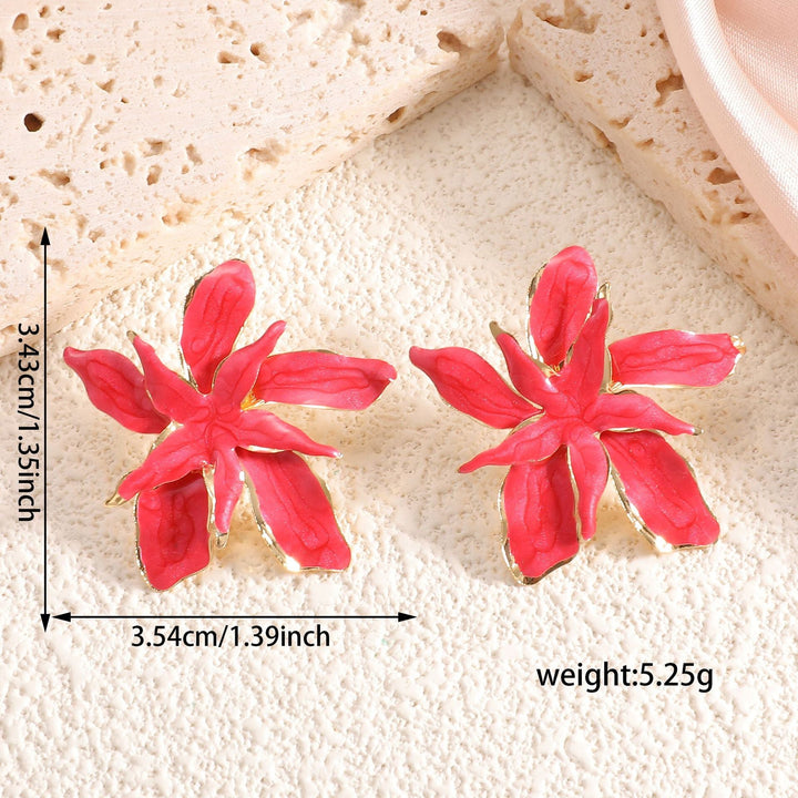 Women's earrings in artistic flower design Nin Boutique