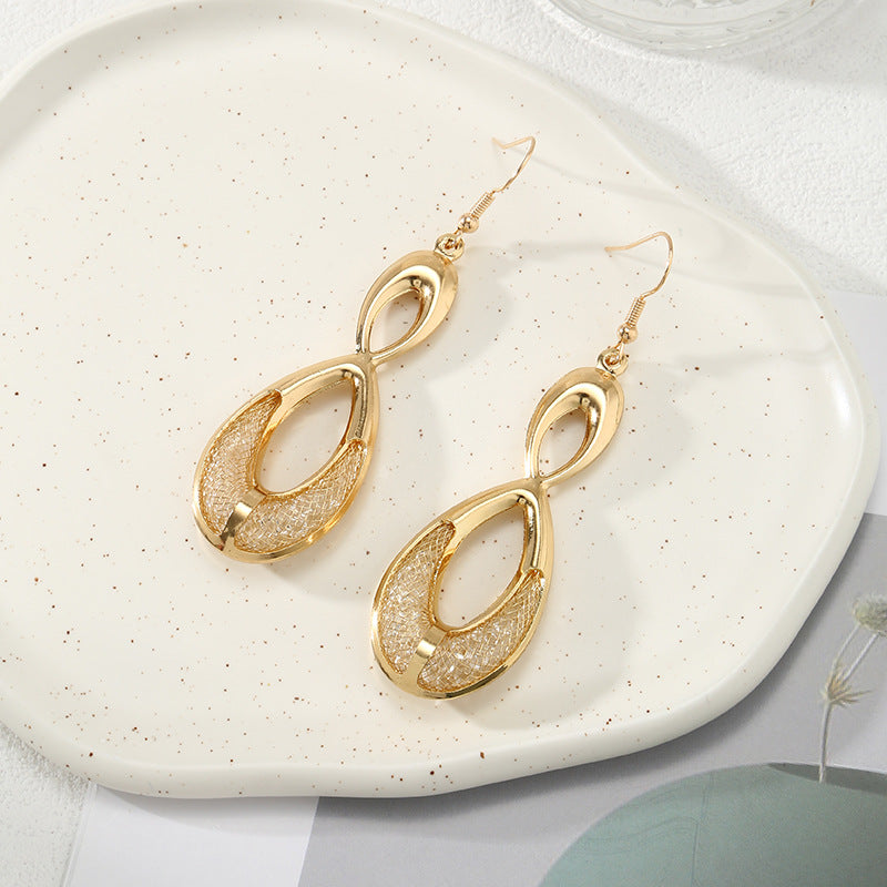 Women’s earrings with delicate, modern design Nin Boutique